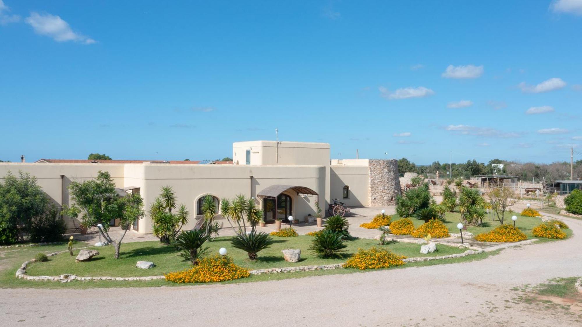 Delle Rose, Hotel & Horse Riding Torre Vado Exterior foto